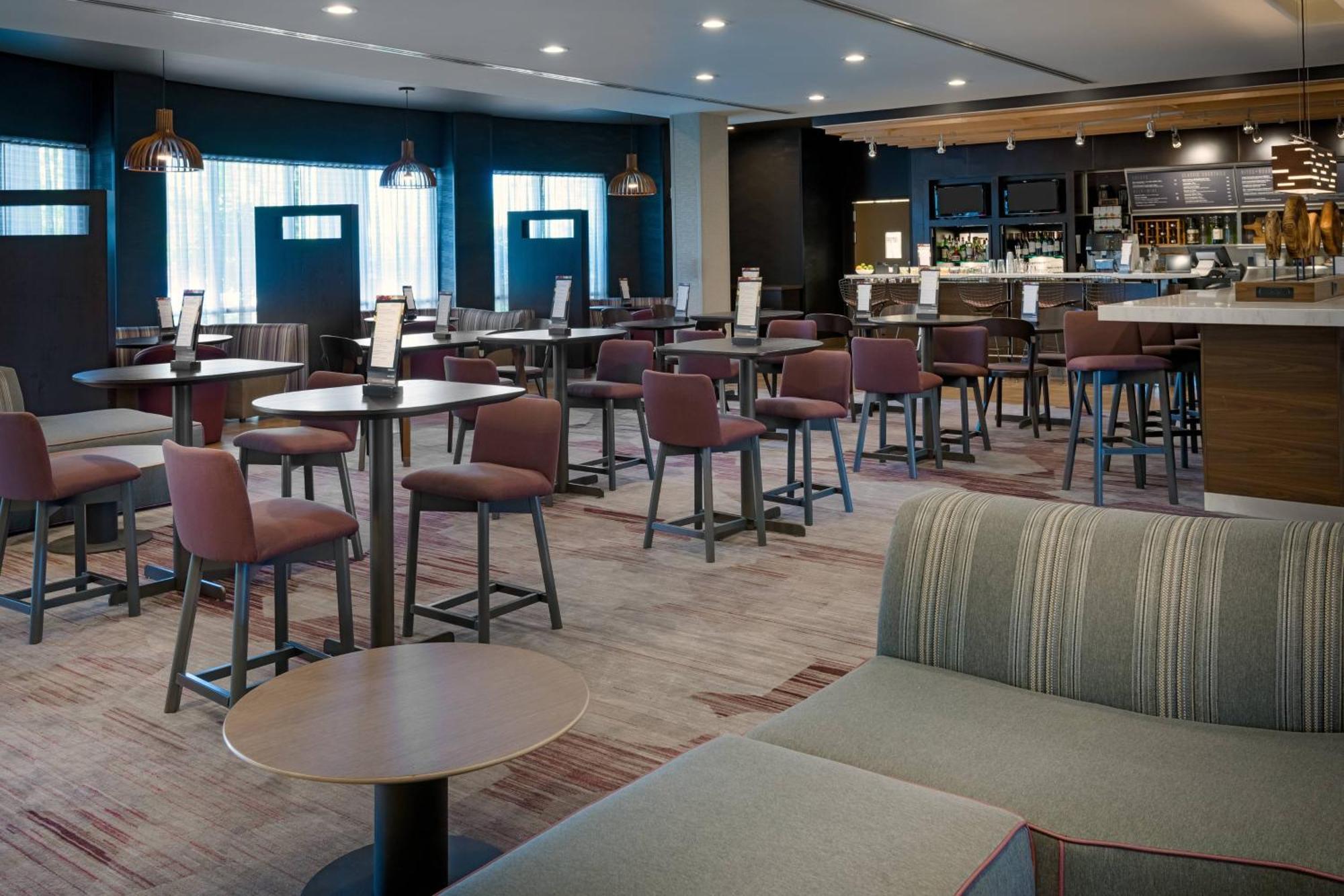 Courtyard By Marriott Buffalo Airport Hotel Cheektowaga Luaran gambar